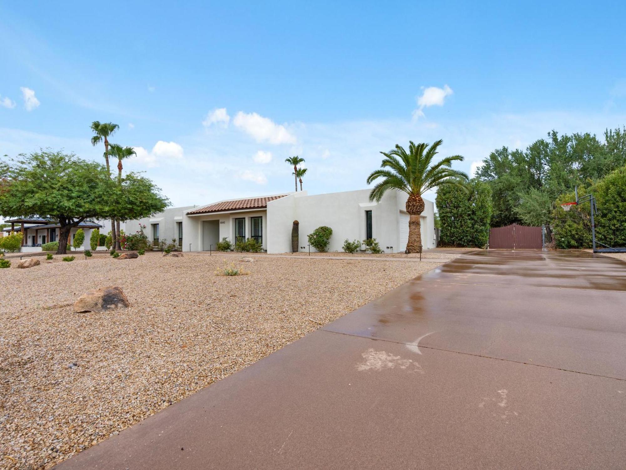 Spacious 4 Bedroom Retreat House With Private Pool Scottsdale Exterior photo