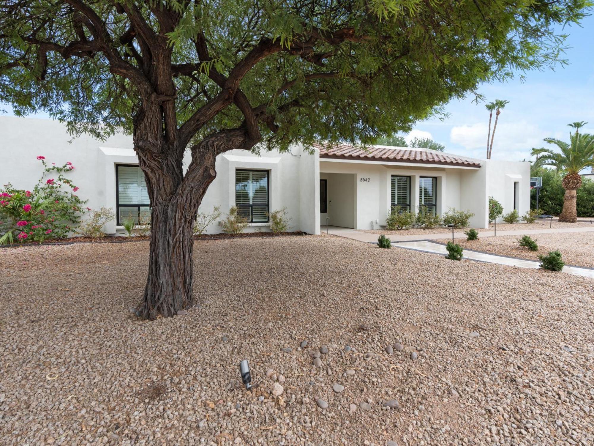 Spacious 4 Bedroom Retreat House With Private Pool Scottsdale Exterior photo